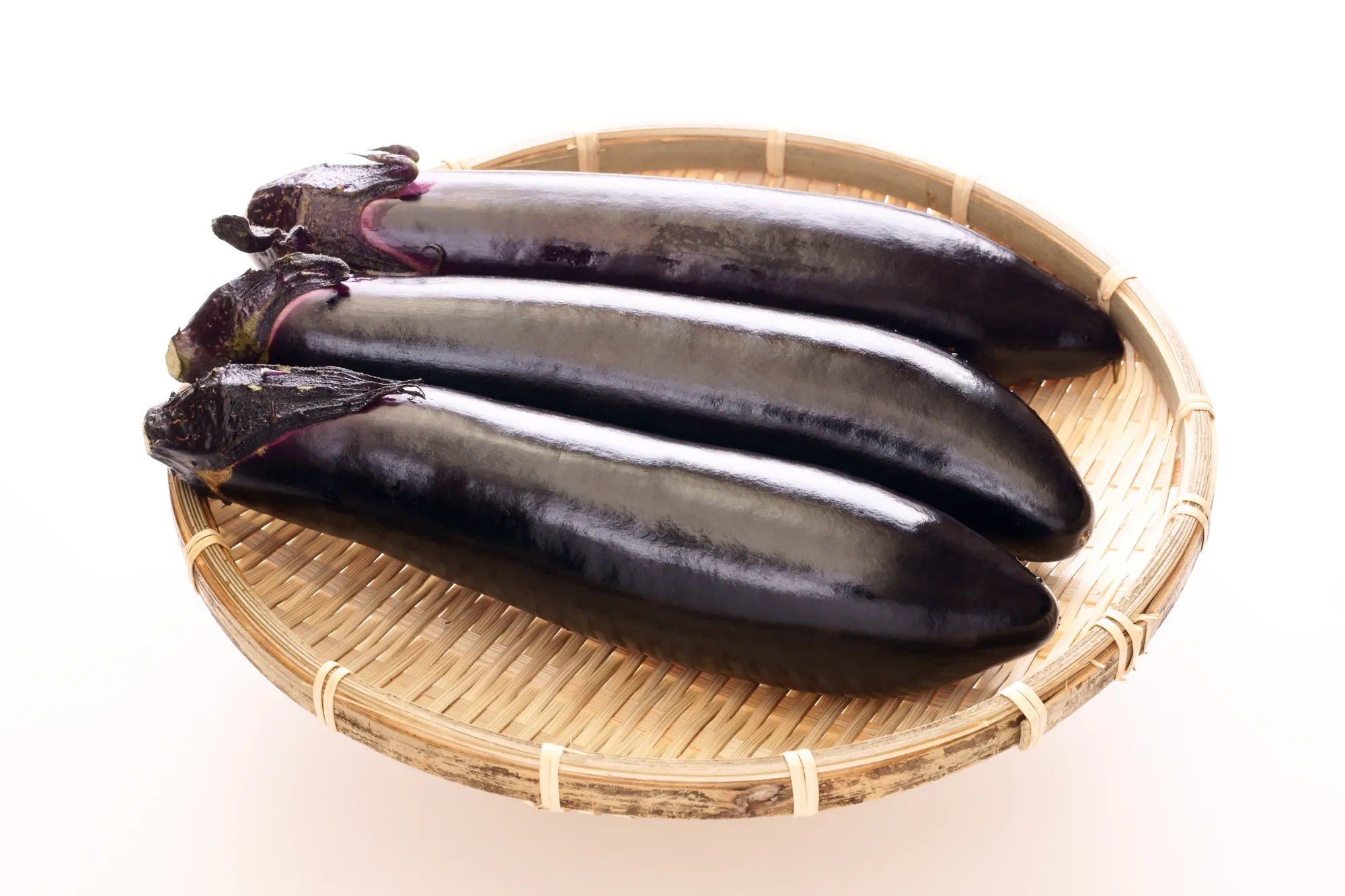 ナス栽培に失敗しない最速の土づくり｜ナスの連作障害を防ぐ栽培手順とは？