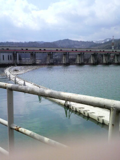 会津のダム.JPGのサムネイル画像
